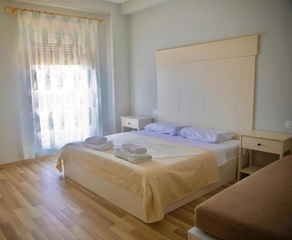 Cozy * Tirana